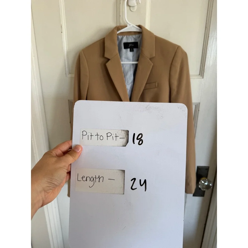 J.Crew women's tan Schoolboy blazer size XS